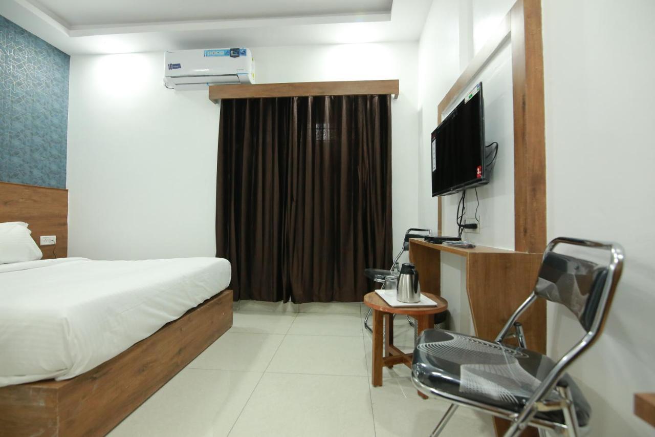 Hotel Bg Inn Bangalore Eksteriør billede